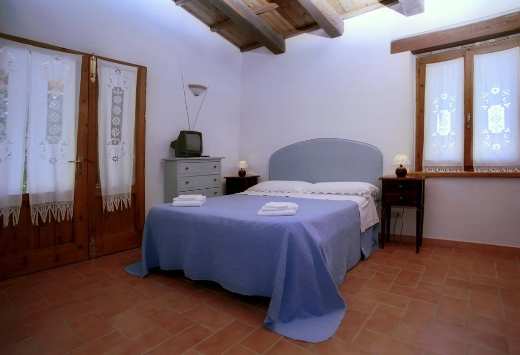 Agriturismo "Antico Frantoio" Villa Foligno Szoba fotó